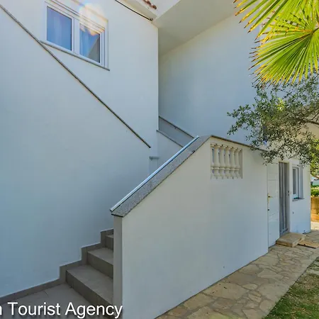 Ivans Garden Retreat Apartament *